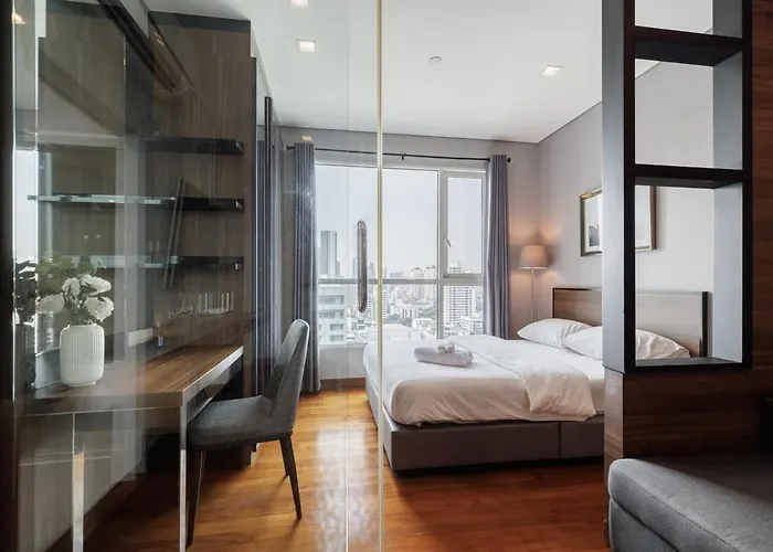 Luxury Center Of Bkk! Close To Thong Lor Bts Apartment *
